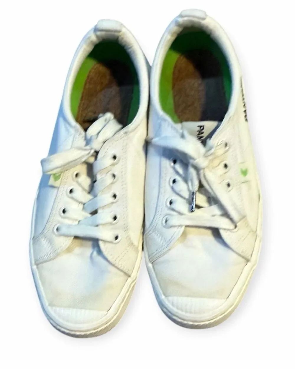 CARIUMA OCA Low x Pantone Snow White Canvas Sneakers Women’s 7.5 Men’s 6